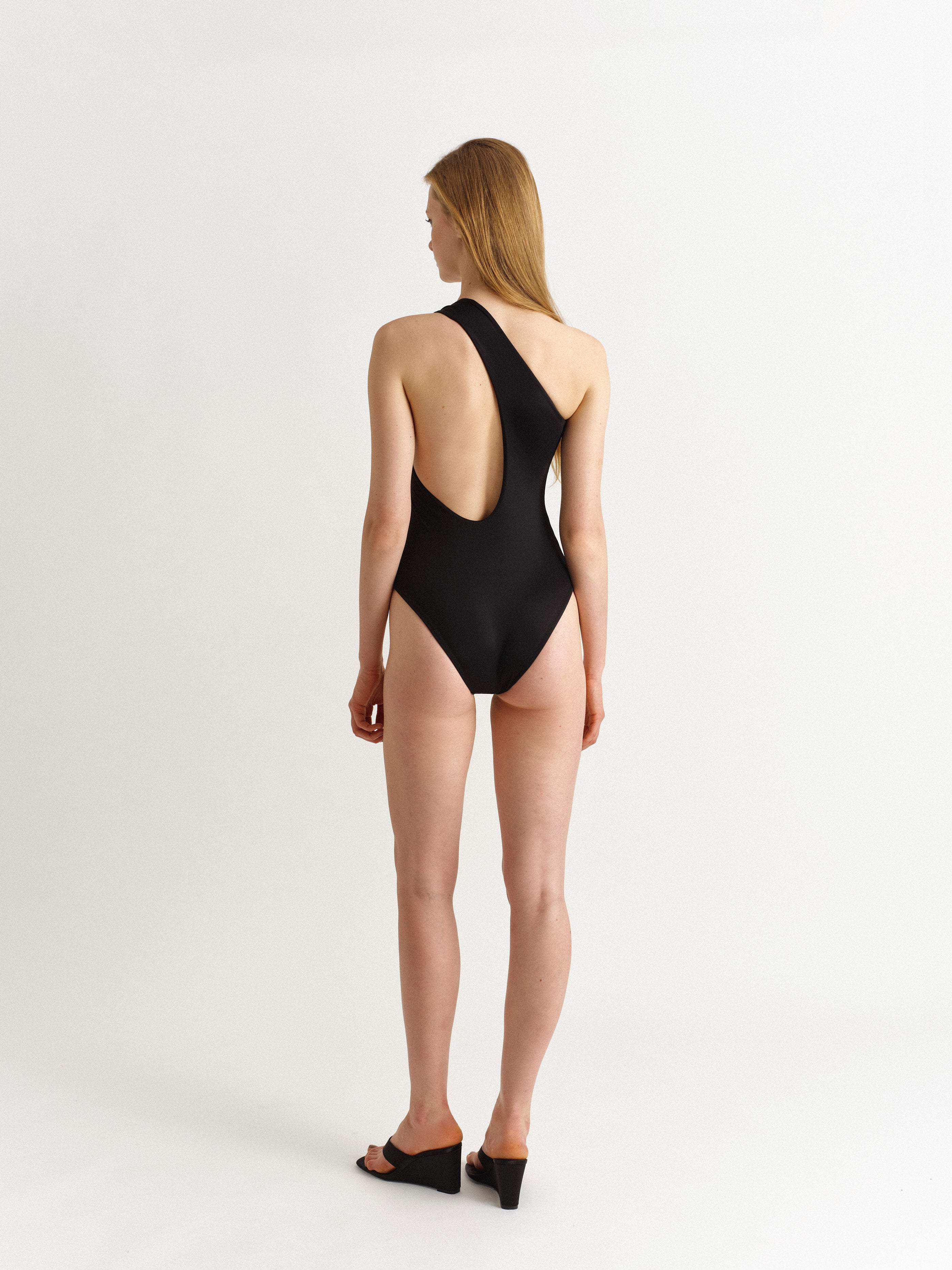 Elyra One Piece